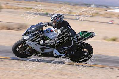 media/Dec-10-2023-SoCal Trackdays (Sun) [[0ce70f5433]]/Turn 9 Inside Set 2 (1115am)/